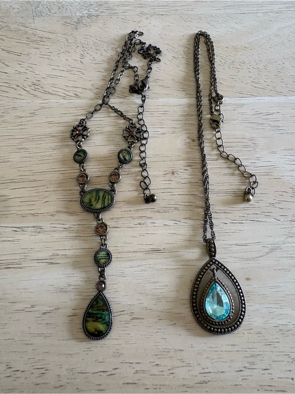 Green Teardrop Pendant Necklace - Women Jewelry